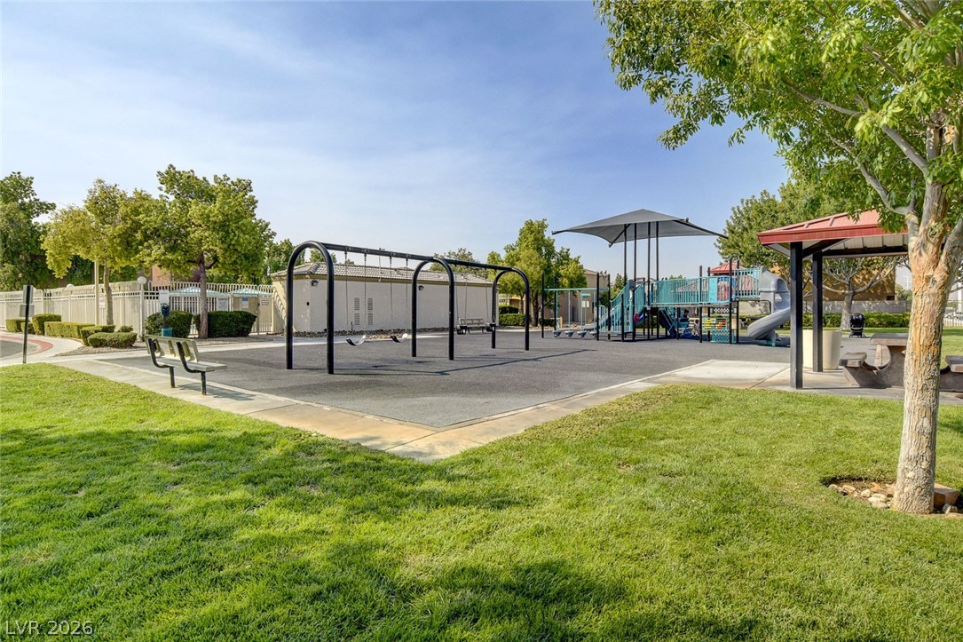 10335 Midseason Mist Street