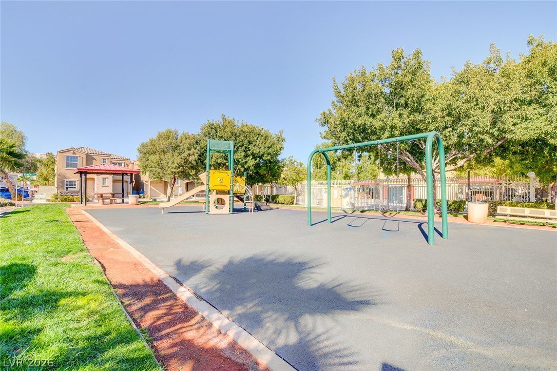 10335 Midseason Mist Street