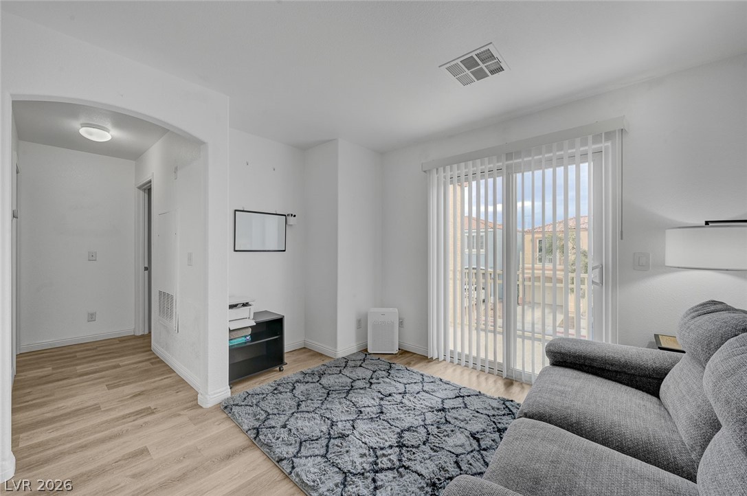 10335 Midseason Mist Street