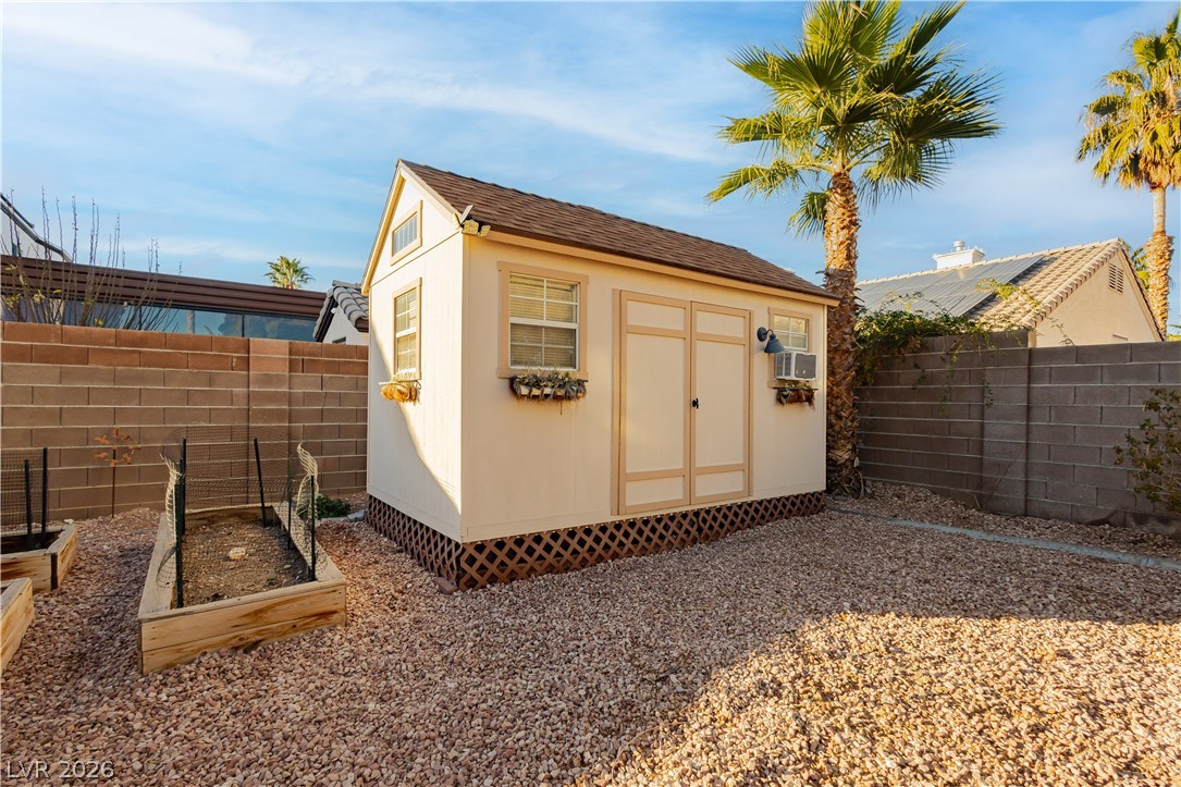 6100 Fisher Avenue
