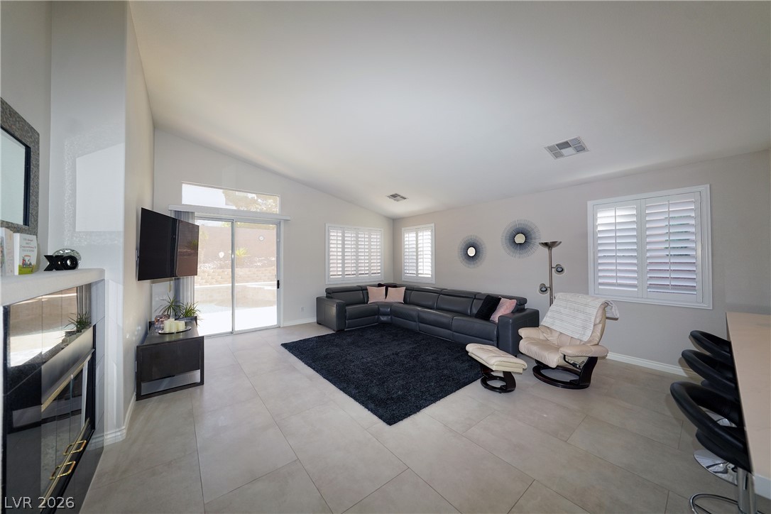 81 Saint Johns Wood Avenue