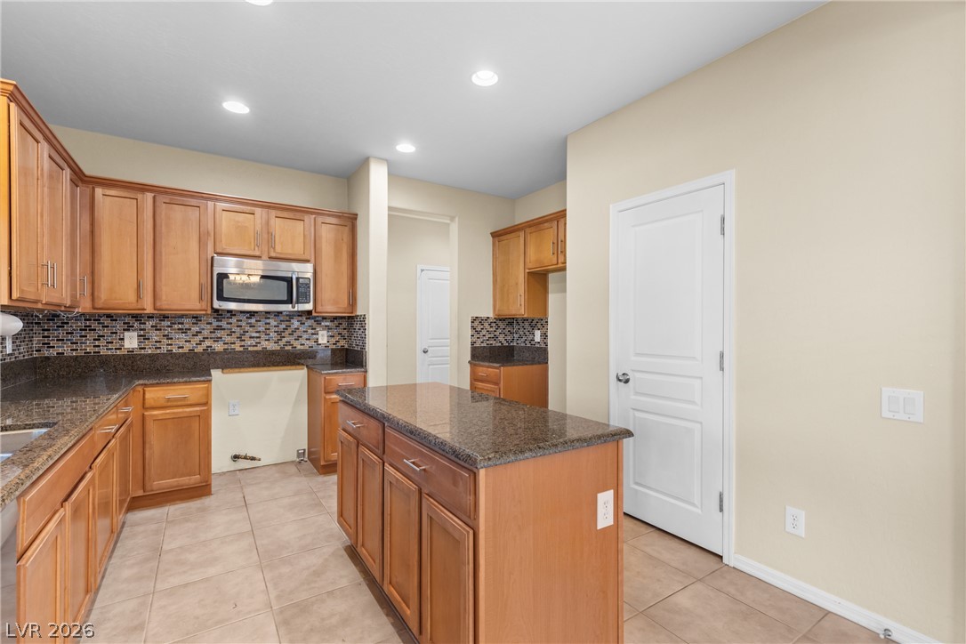 156 Cobalt Sky Avenue