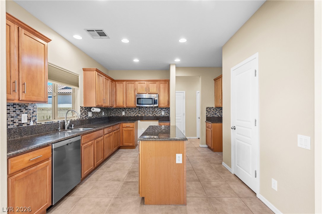 156 Cobalt Sky Avenue