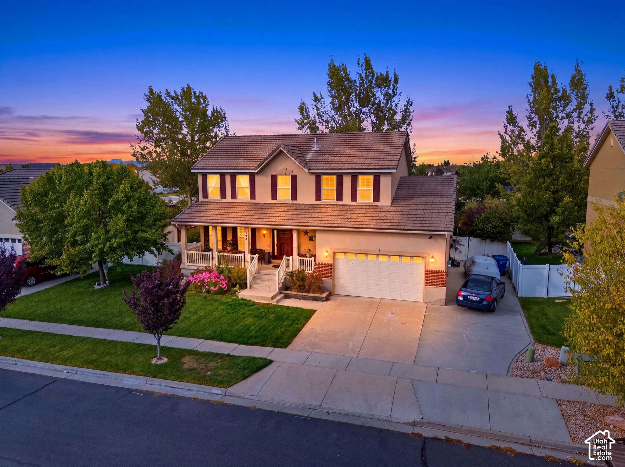 294 W HOLLAND DR
