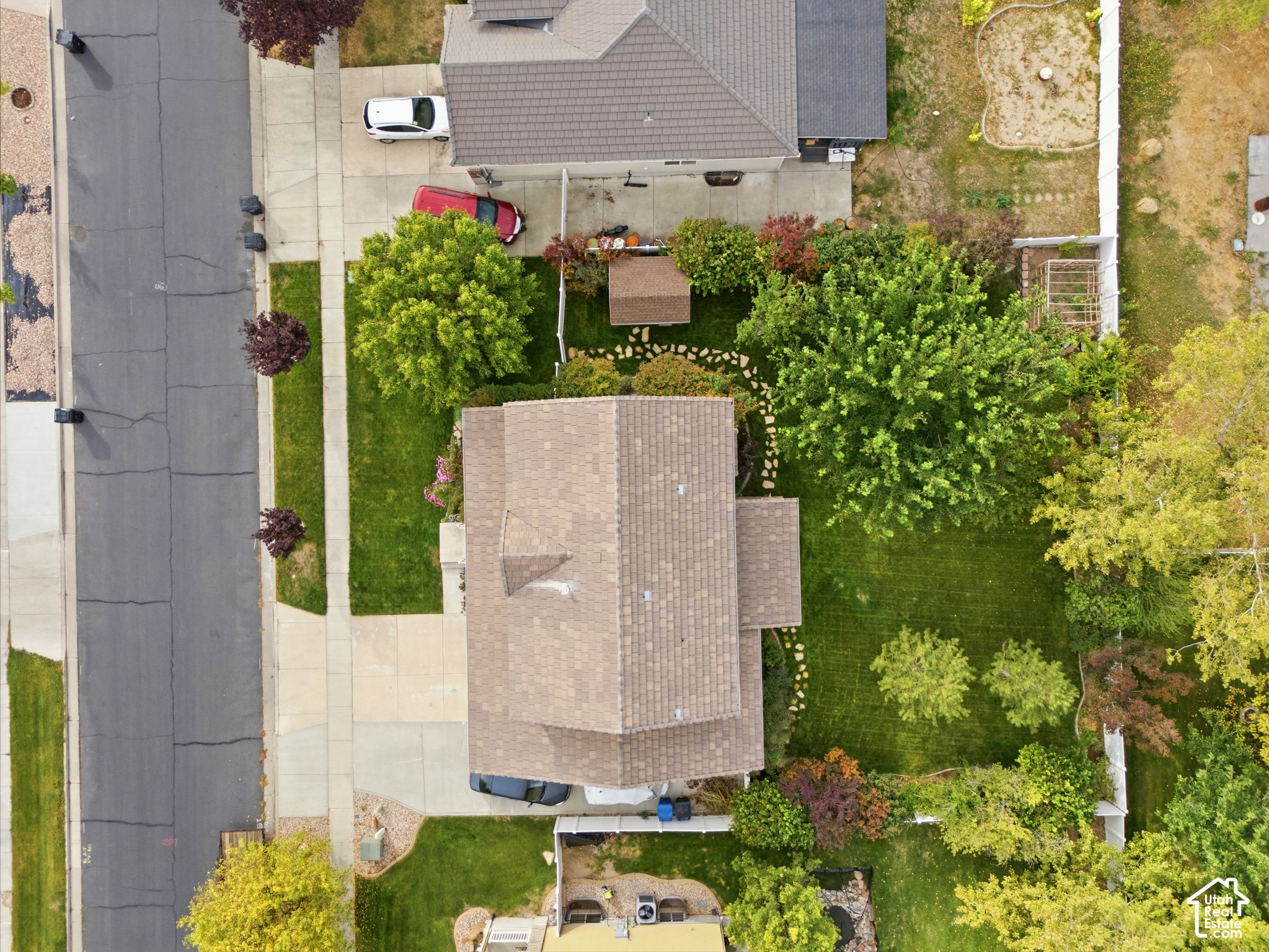 294 W HOLLAND DR