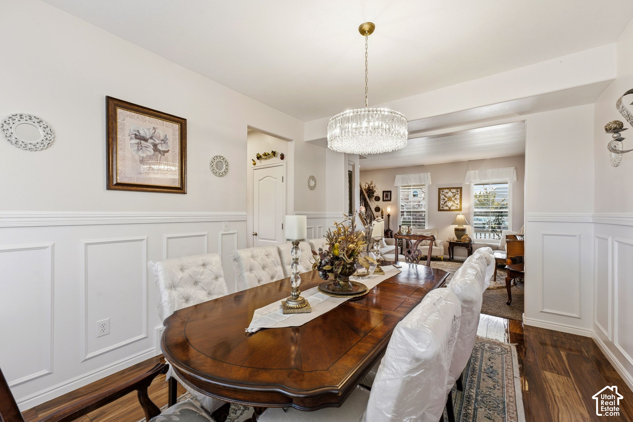 294 W HOLLAND DR