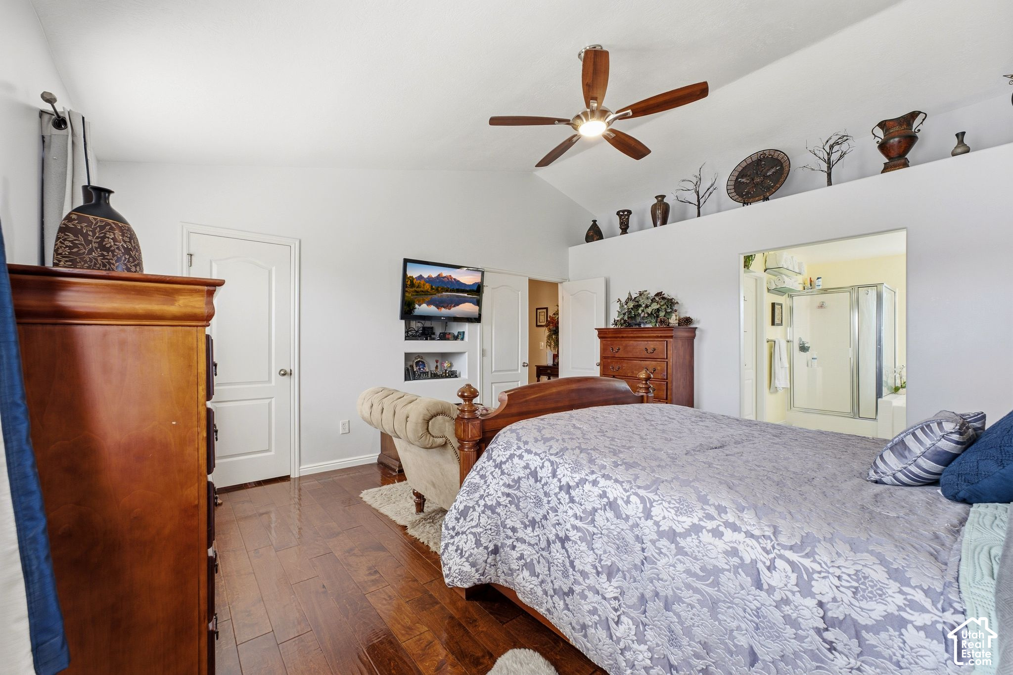 294 W HOLLAND DR