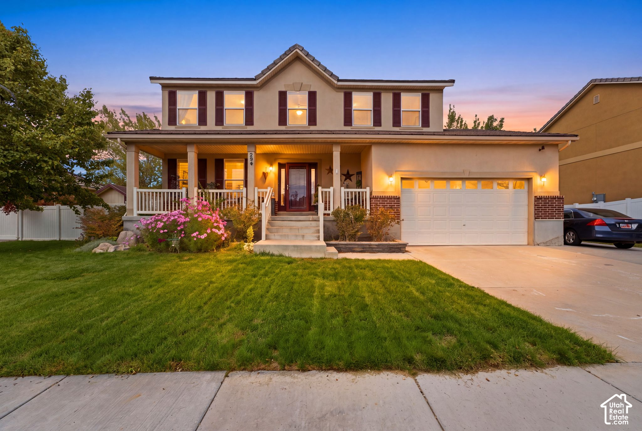 294 W HOLLAND DR