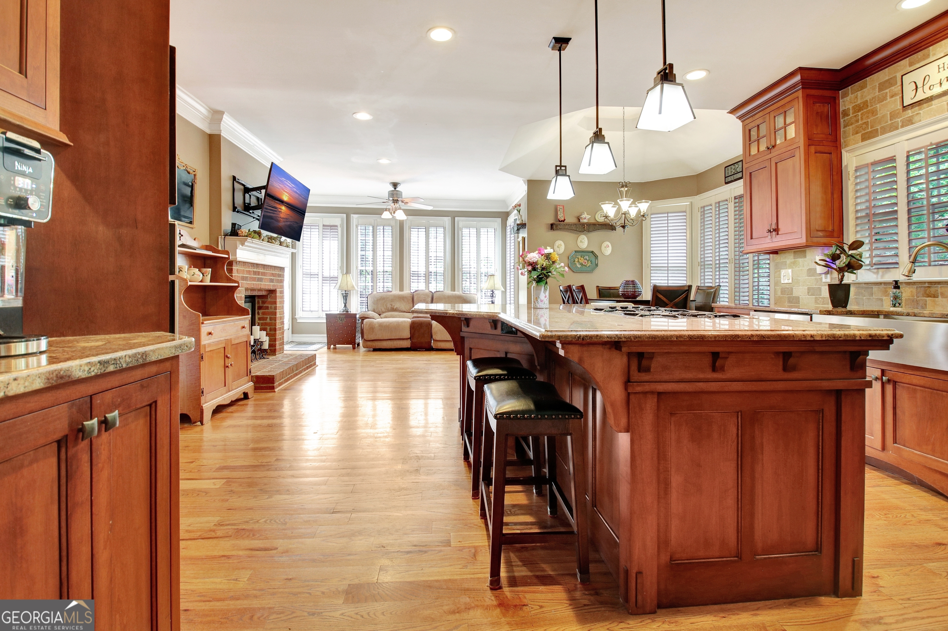 102 Passage Point