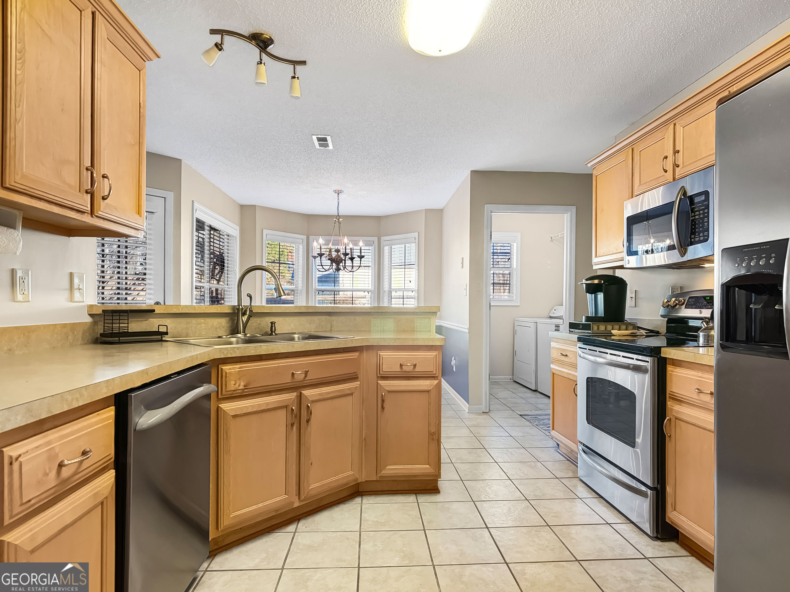 50 Hidden Brook Trail