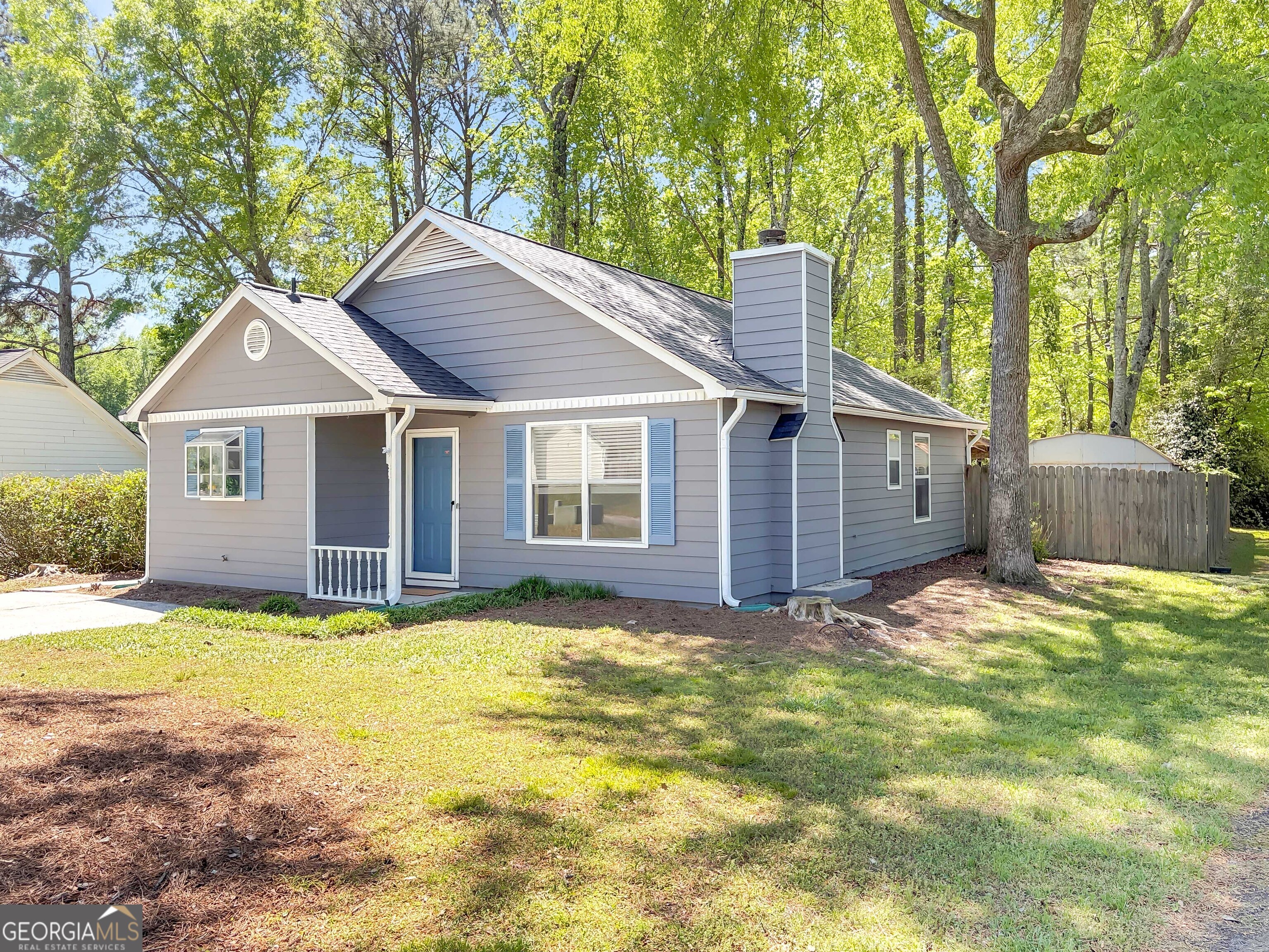 502 Iris Glen