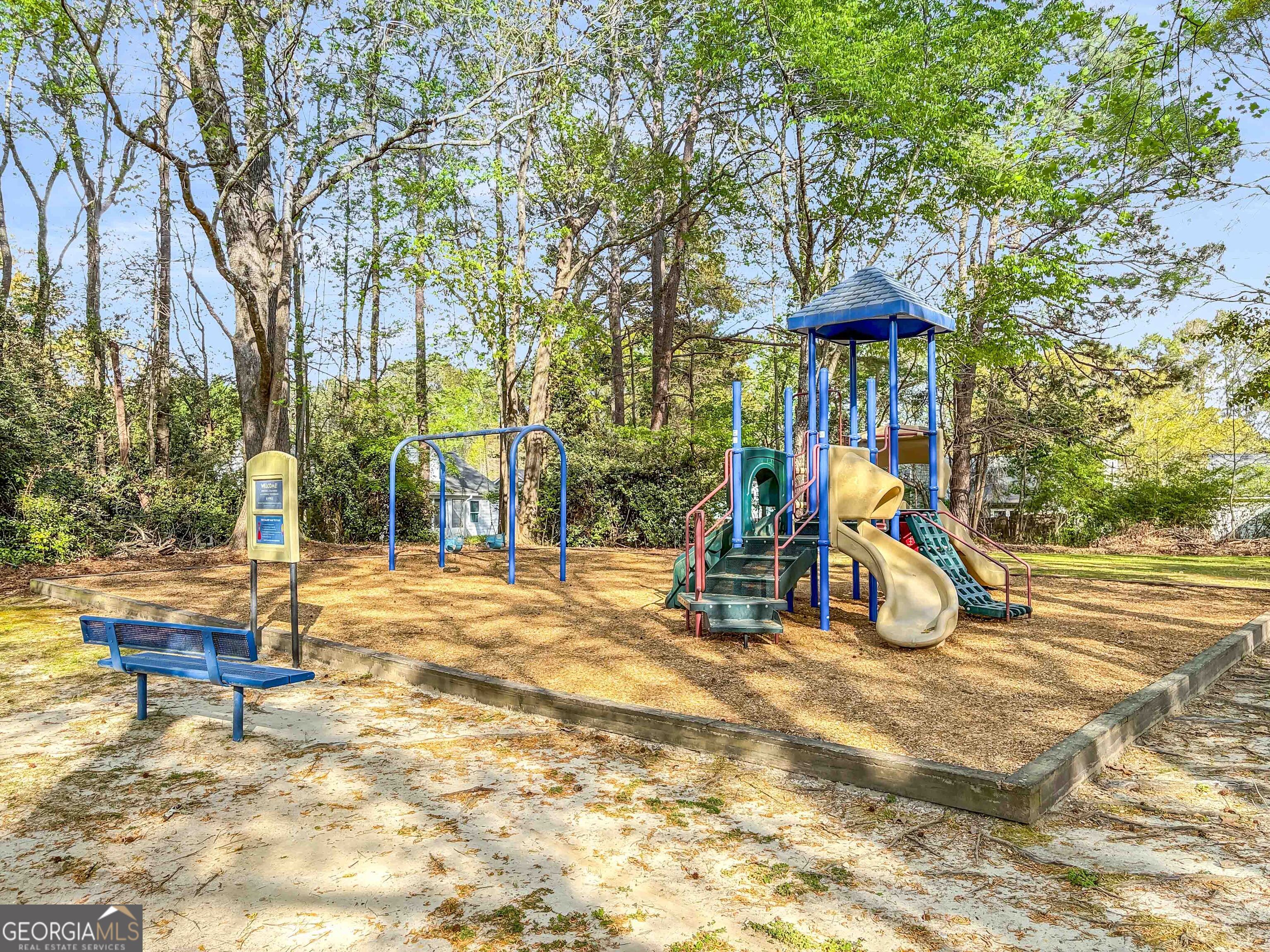 502 Iris Glen