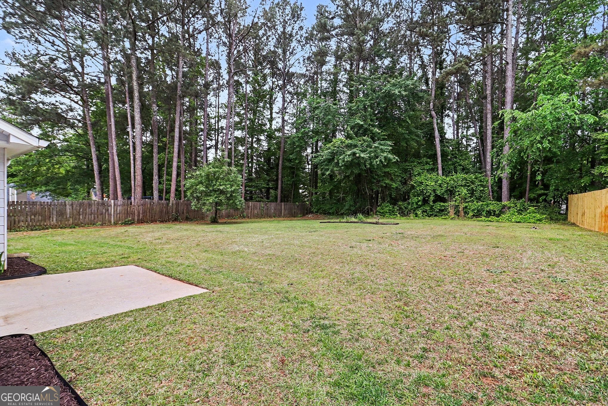 102 Kraftwood Park
