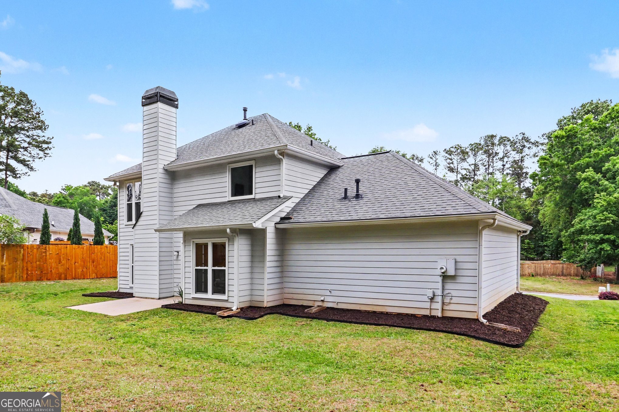 102 Kraftwood Park