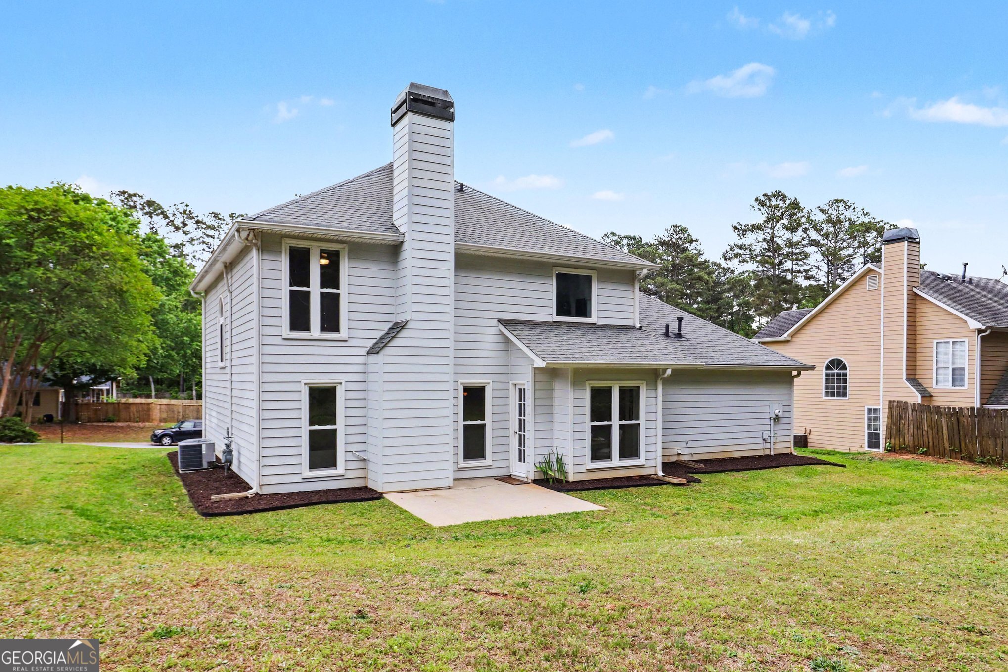 102 Kraftwood Park