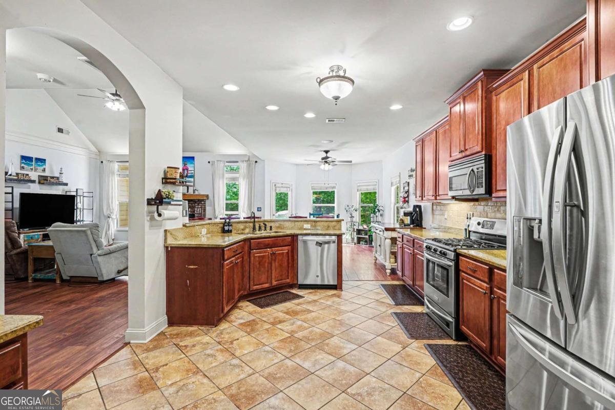 505 Barrington Farms Parkway