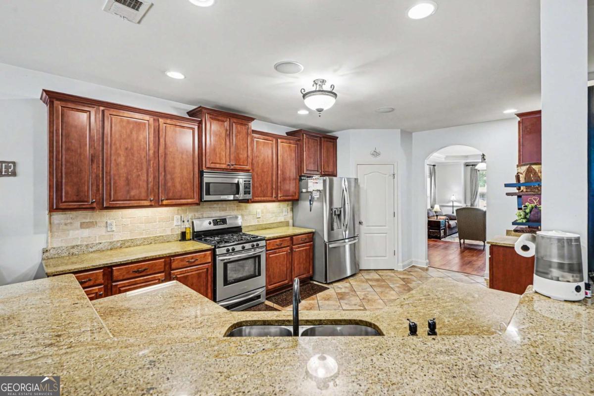 505 Barrington Farms Parkway