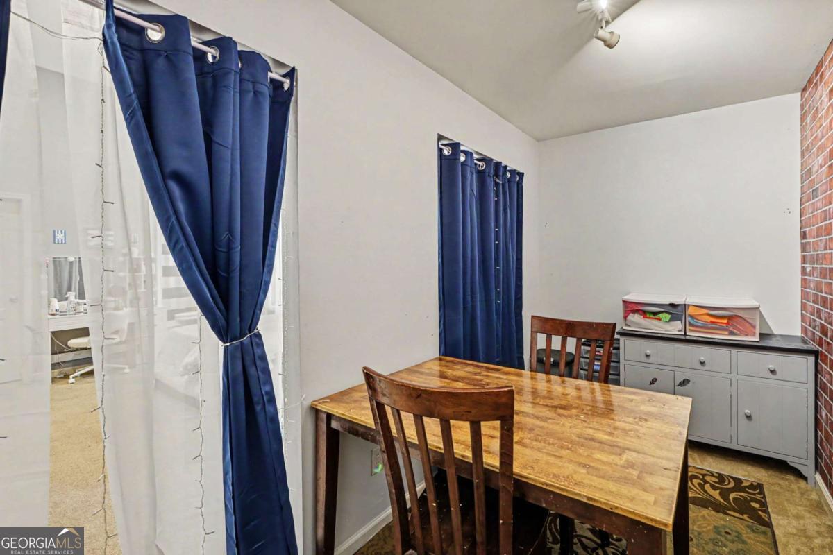 505 Barrington Farms Parkway