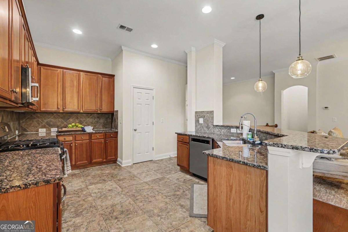 108 Greenview Drive