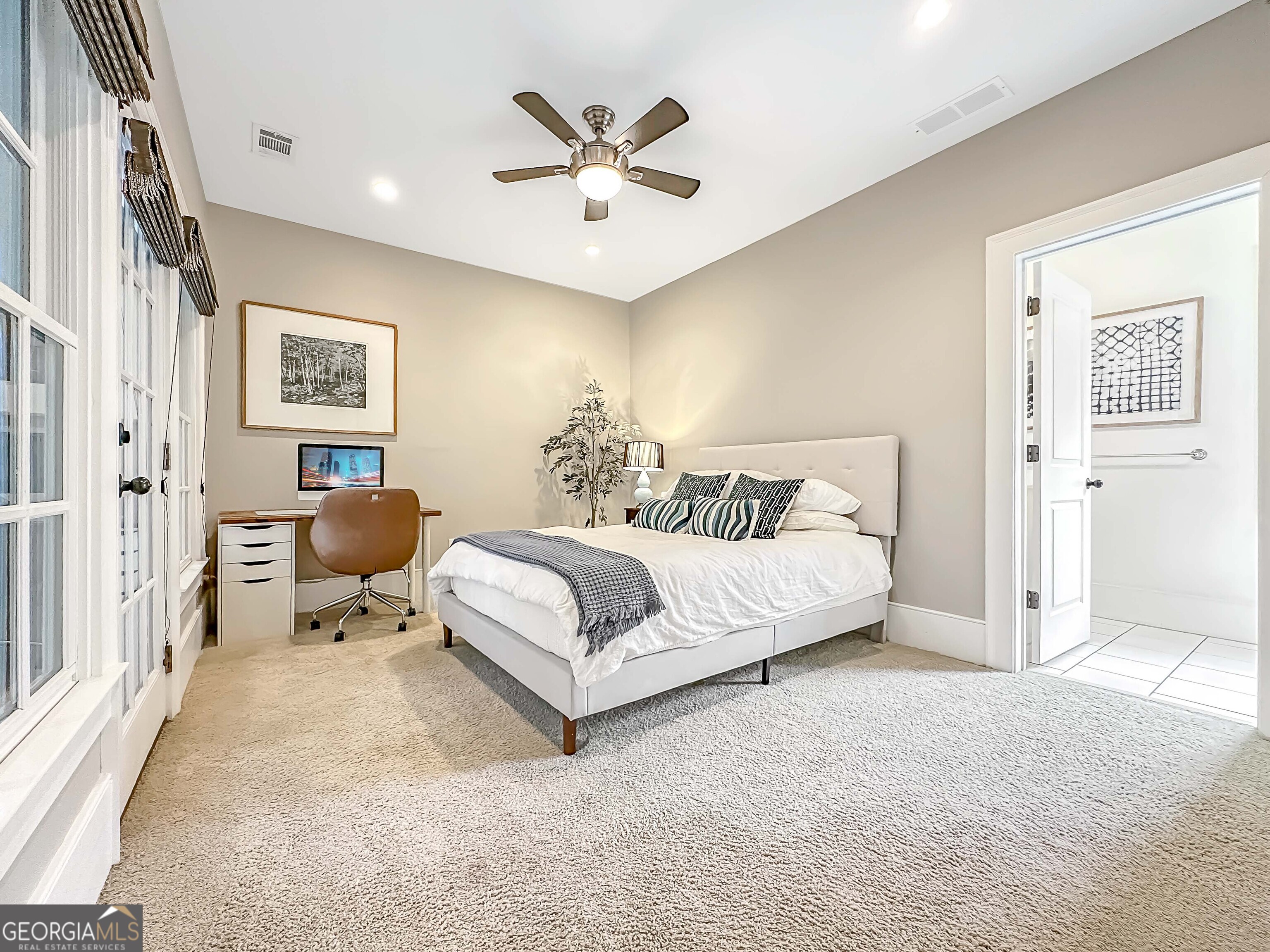 9139 Selborne Lane