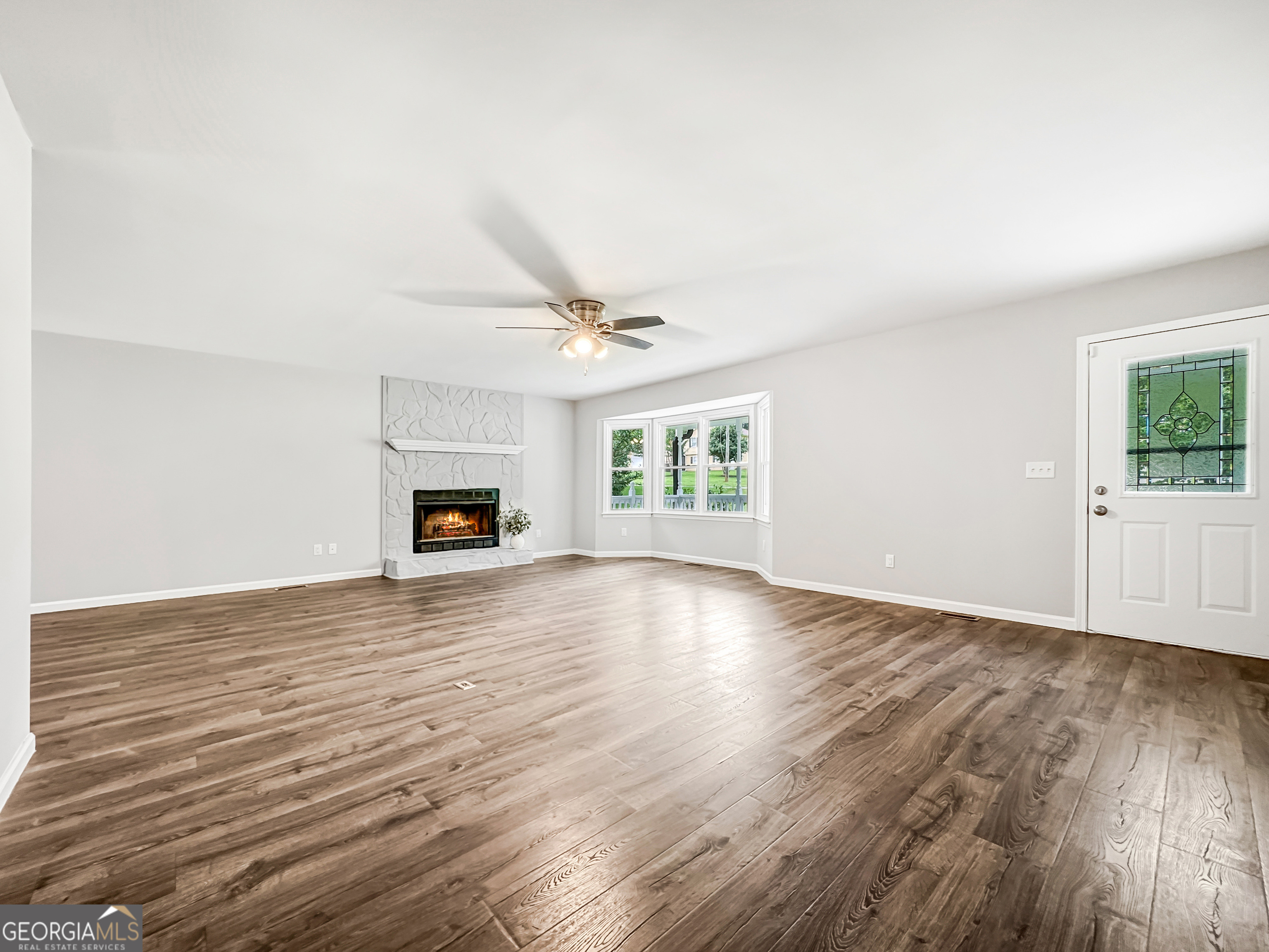 260 Nectarine Drive