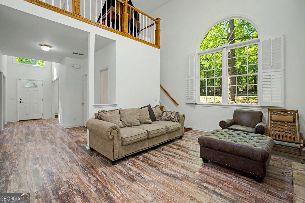 113 Stoneacre Curve