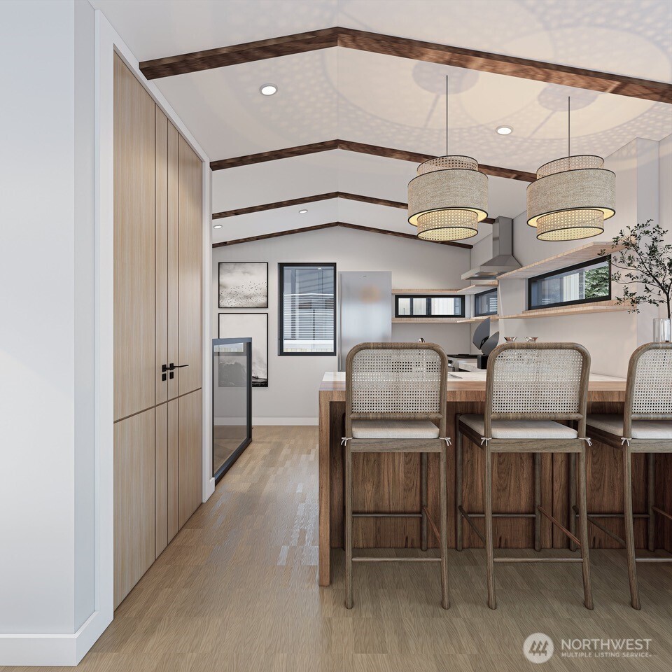 2524 Westlake Avenue N Unit: E