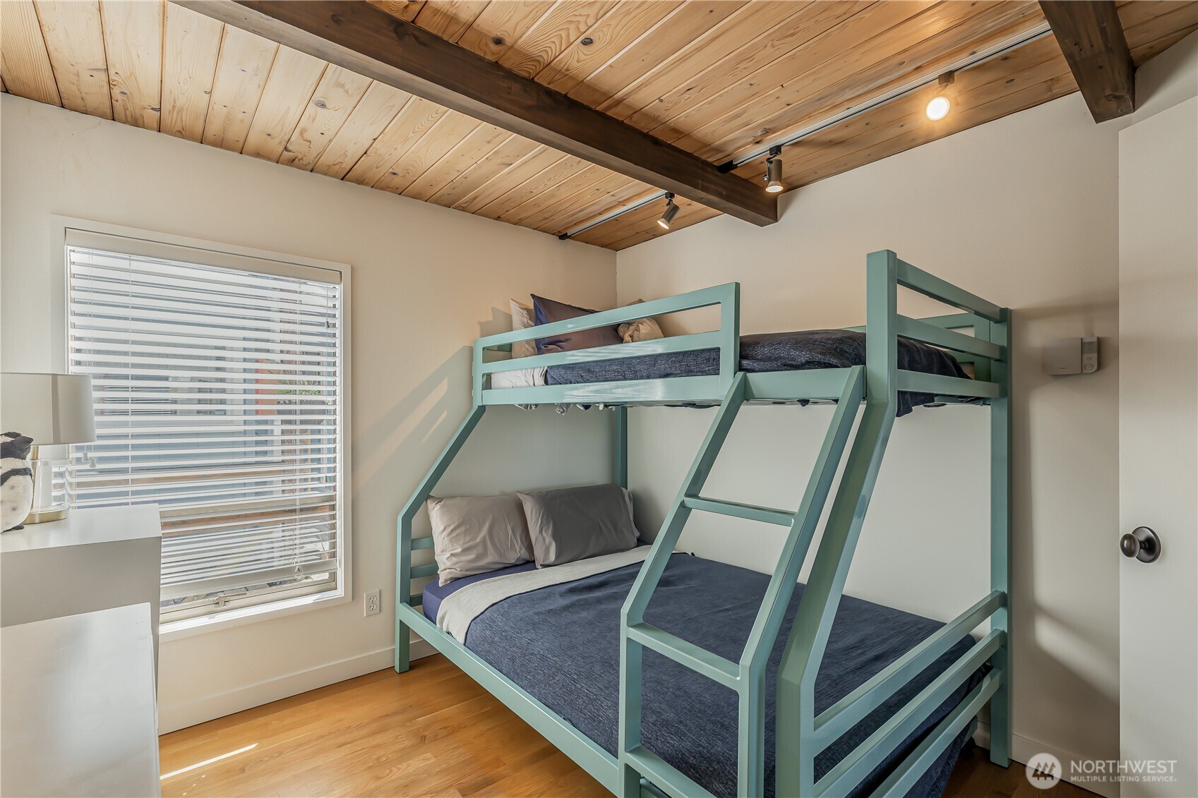 2031 Fairview Avenue E Unit: I