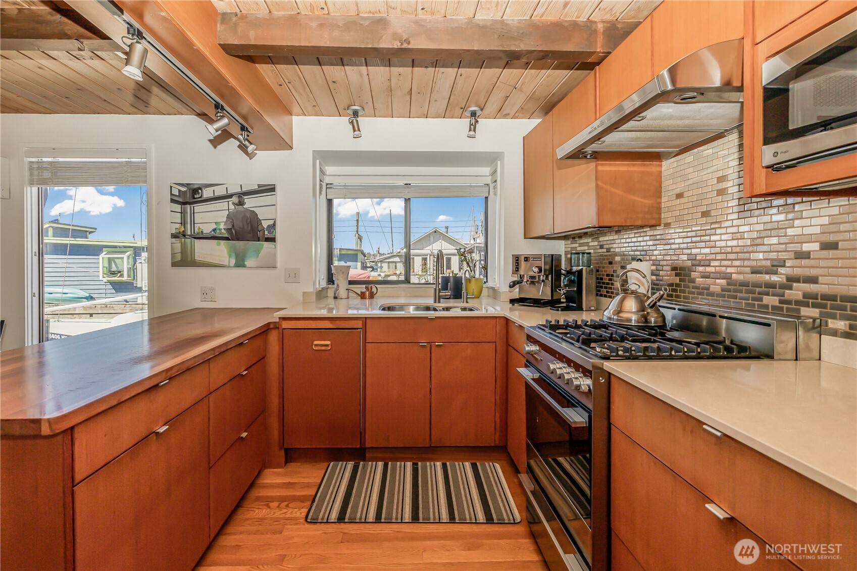 2031 Fairview Avenue E Unit: I