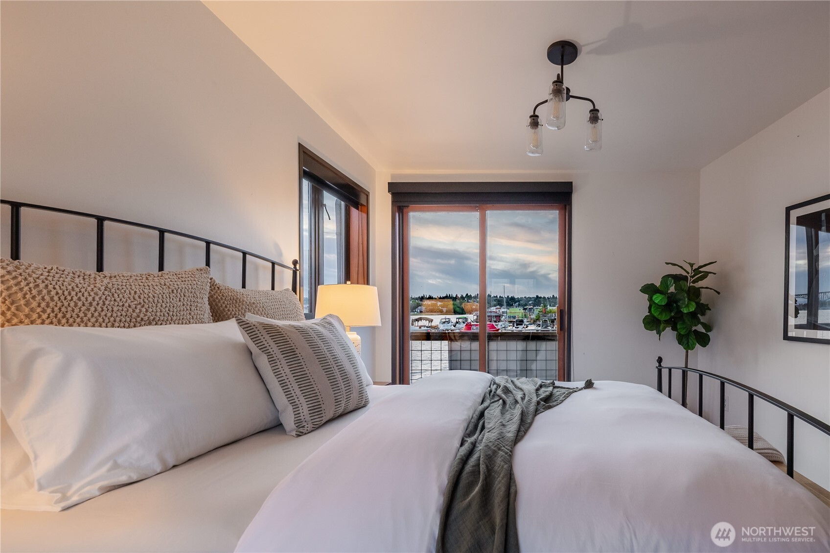 2235 Fairview Avenue E Unit: 12