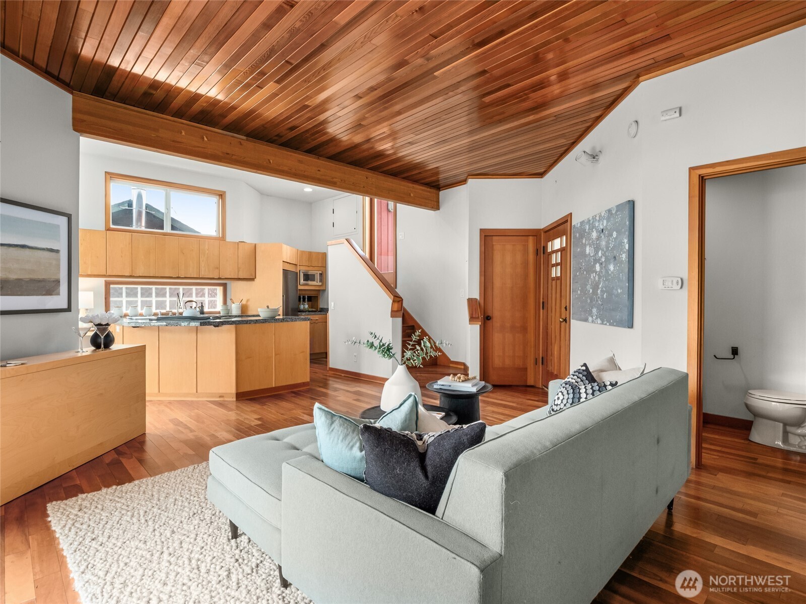 2727 Fairview Avenue E Unit: 12