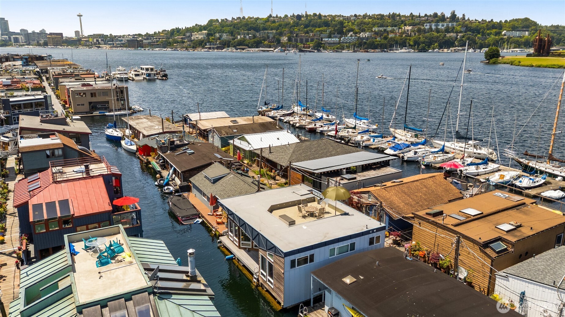 2727 Fairview Avenue E Unit: 12