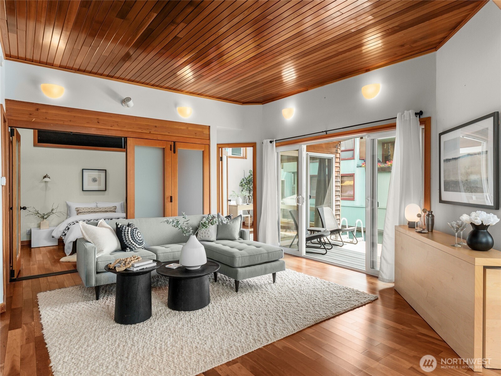 2727 Fairview Avenue E Unit: 12
