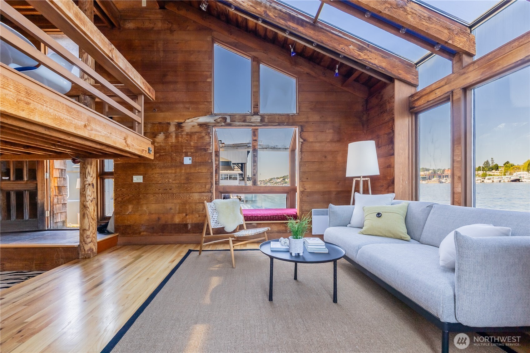 3123 Fairview Avenue E Unit: 2