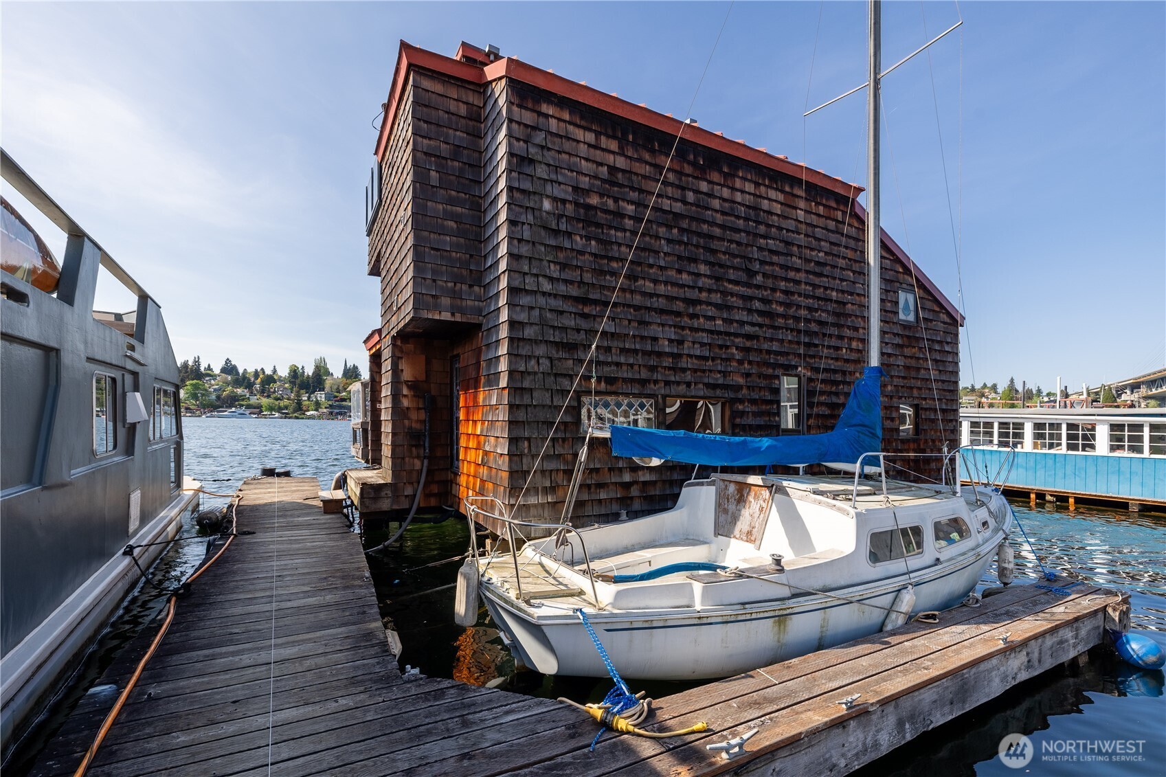 3123 Fairview Avenue E Unit: 2
