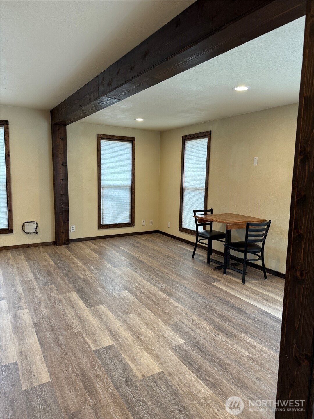 204 W Pennsylvania Avenue Unit: 4