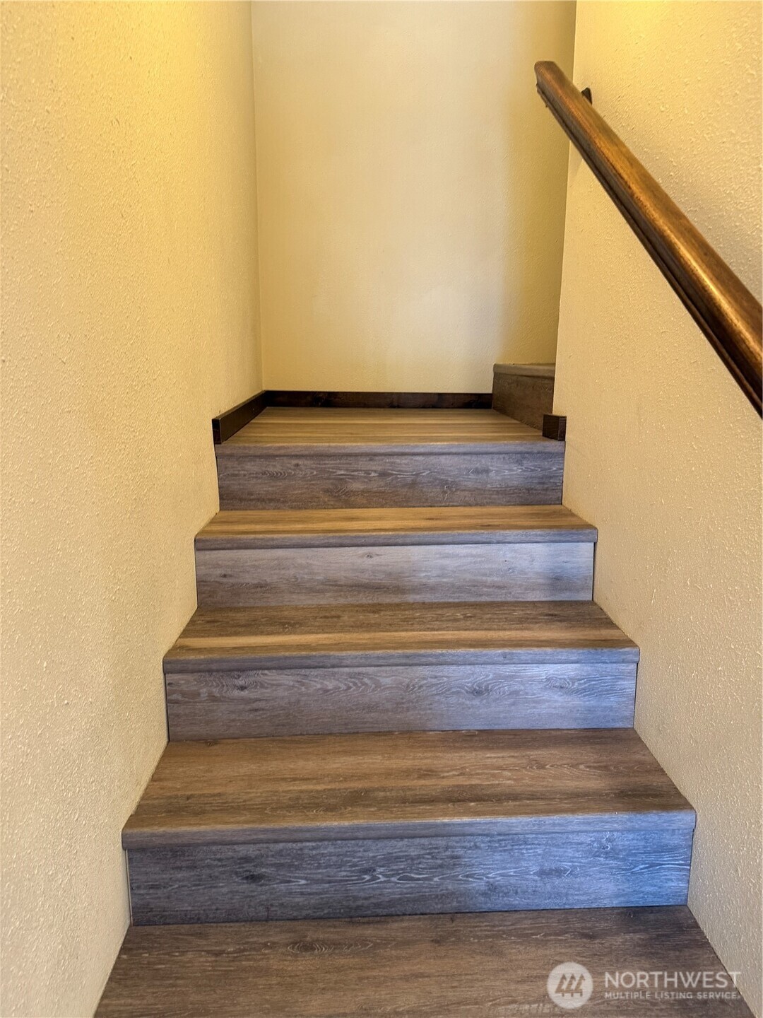 204 W Pennsylvania Avenue Unit: 4