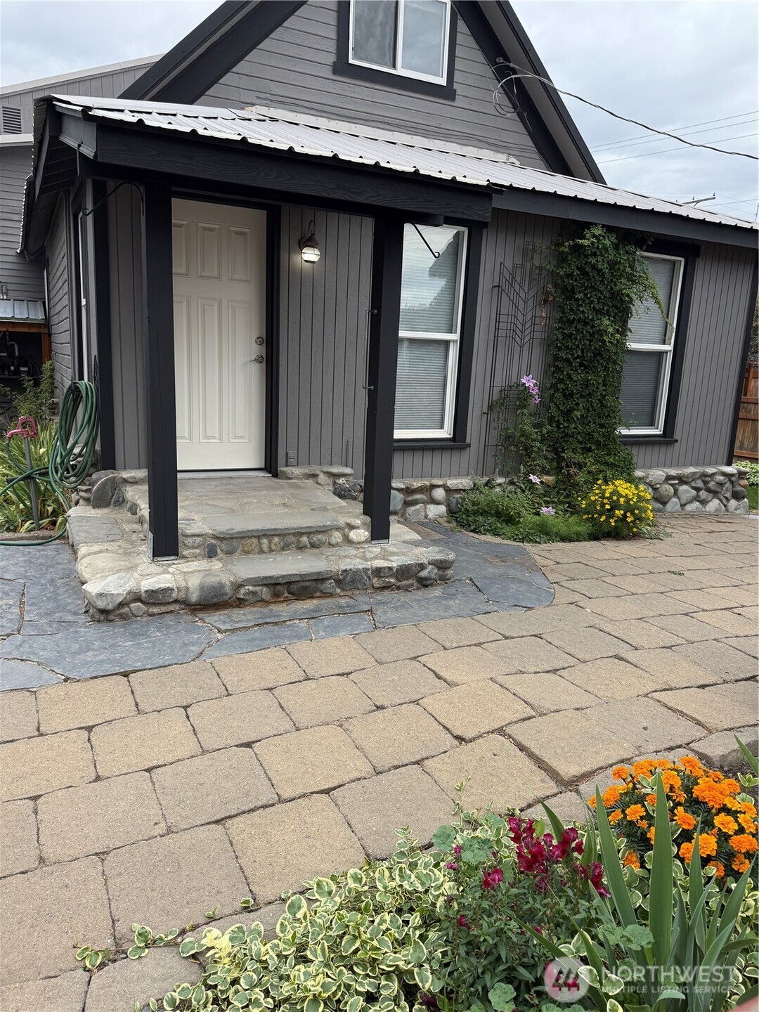 204 W Pennsylvania Avenue Unit: 4