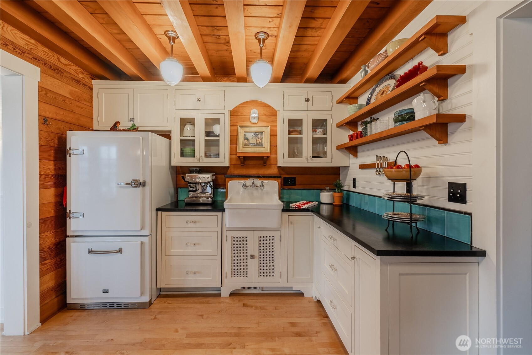 1213 E Shelby Street Unit: 15