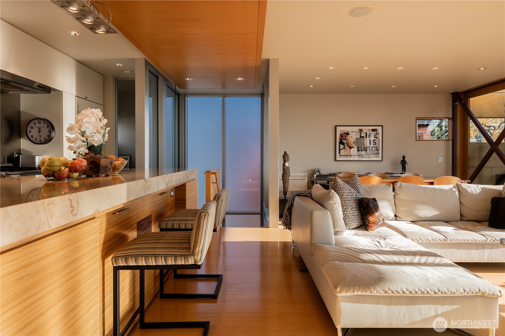 2369 Fairview Avenue E Unit: 6