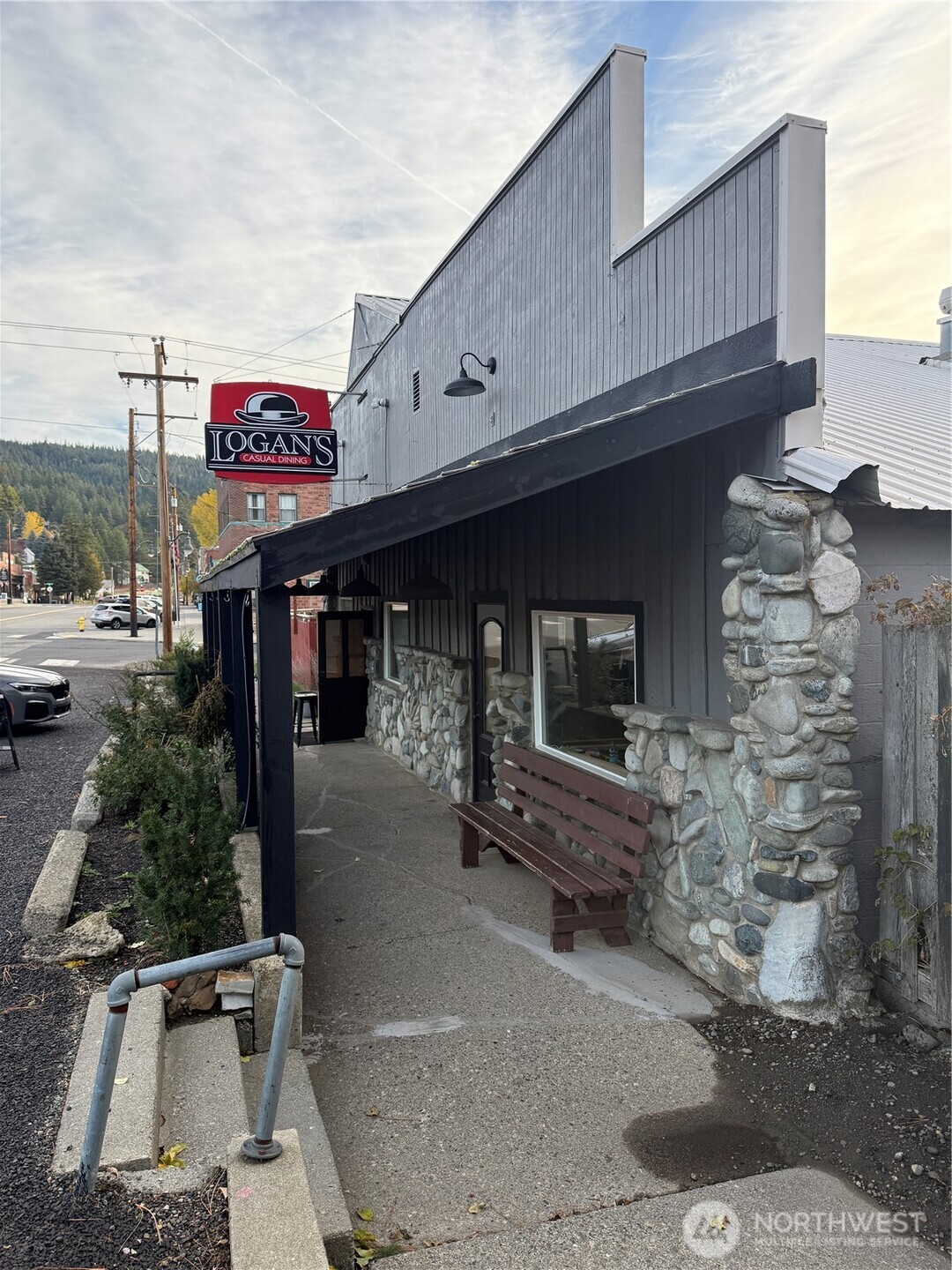 204 W Pennsylvania Avenue