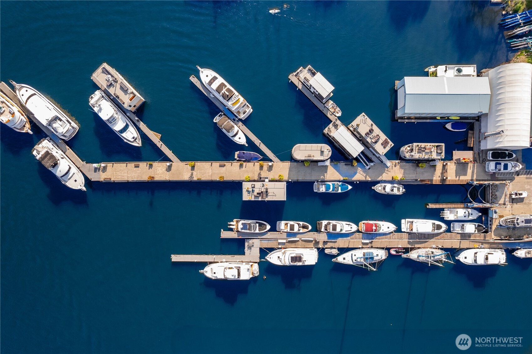 2309 N Northlake Way Unit: 7