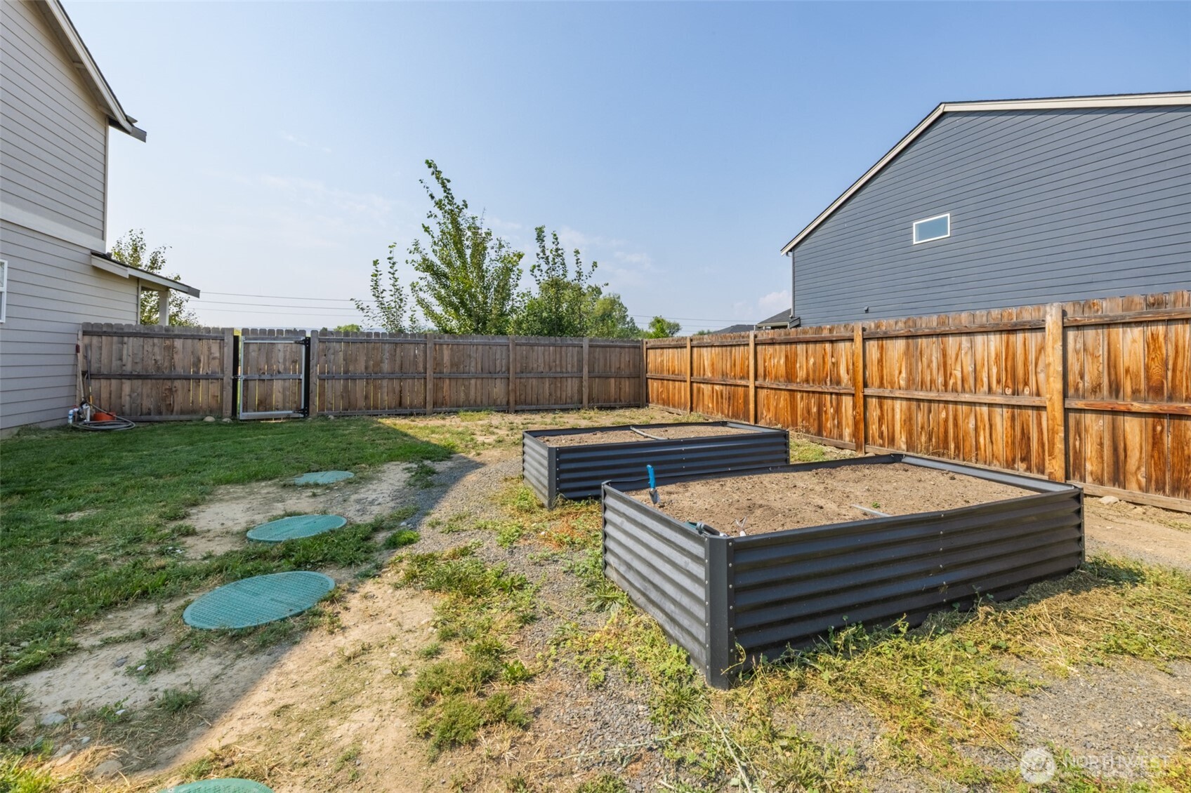 2824 Dapple Gray Way