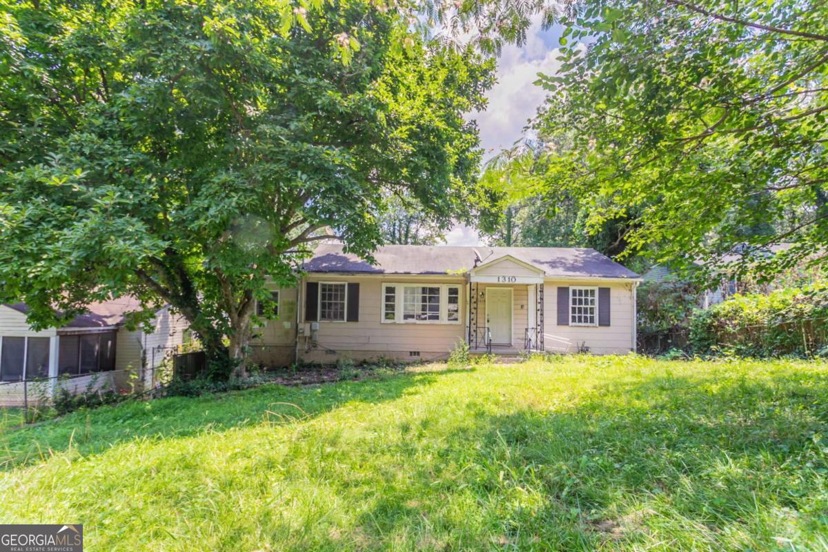 1310 Kenilworth Drive SW