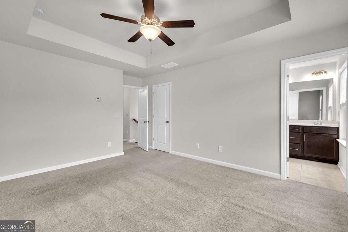 893 Society Circle SW