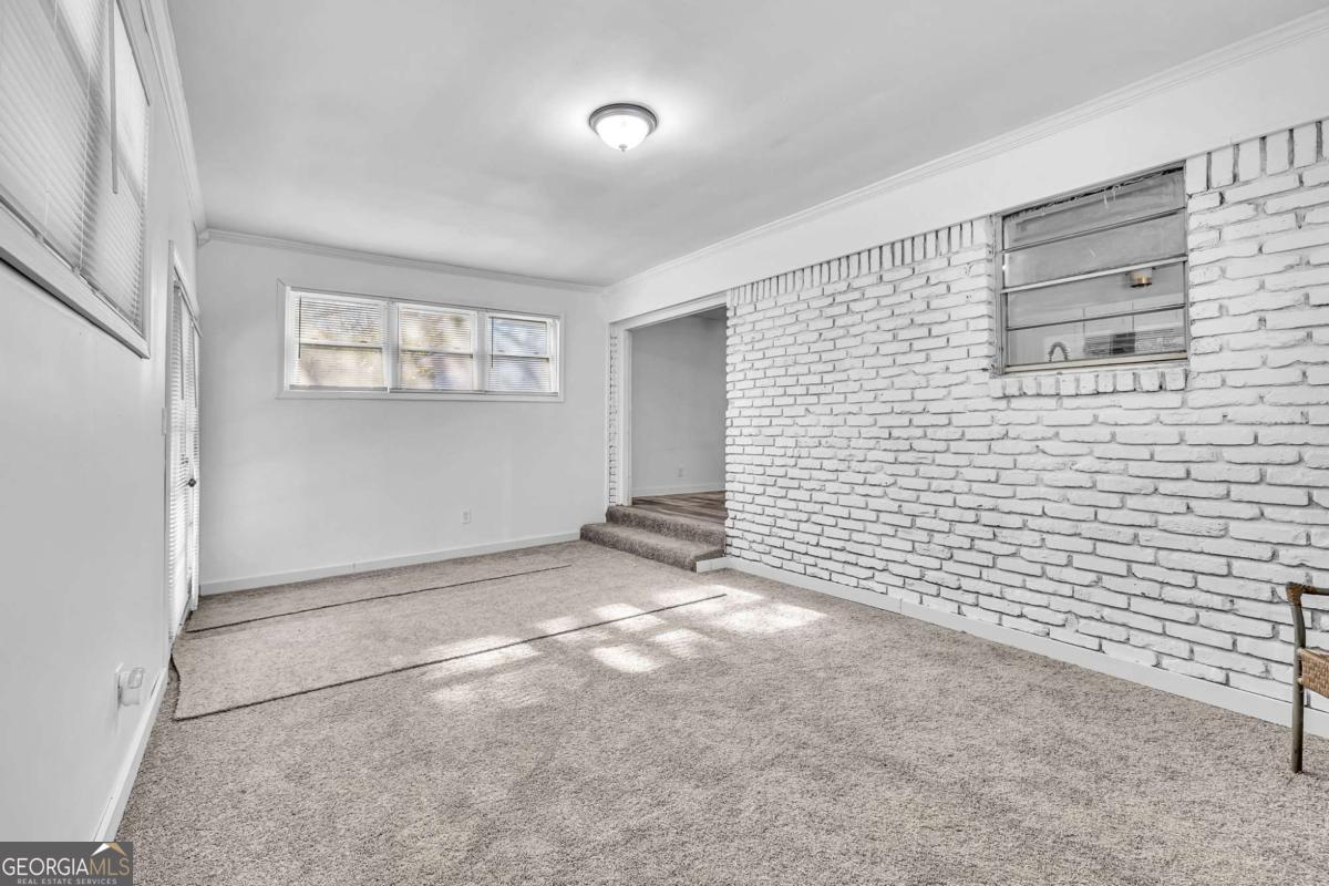 2356 County Line Road SW