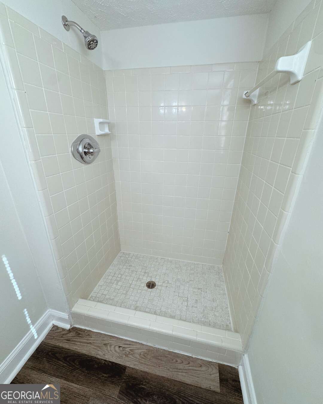 1016 Waterside Drive SE