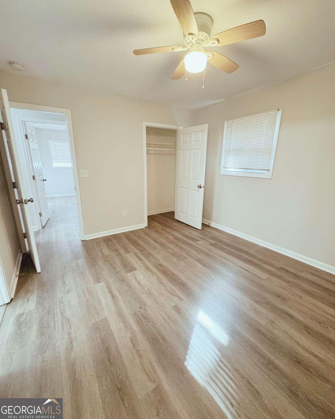 2933 Port Royal Lane