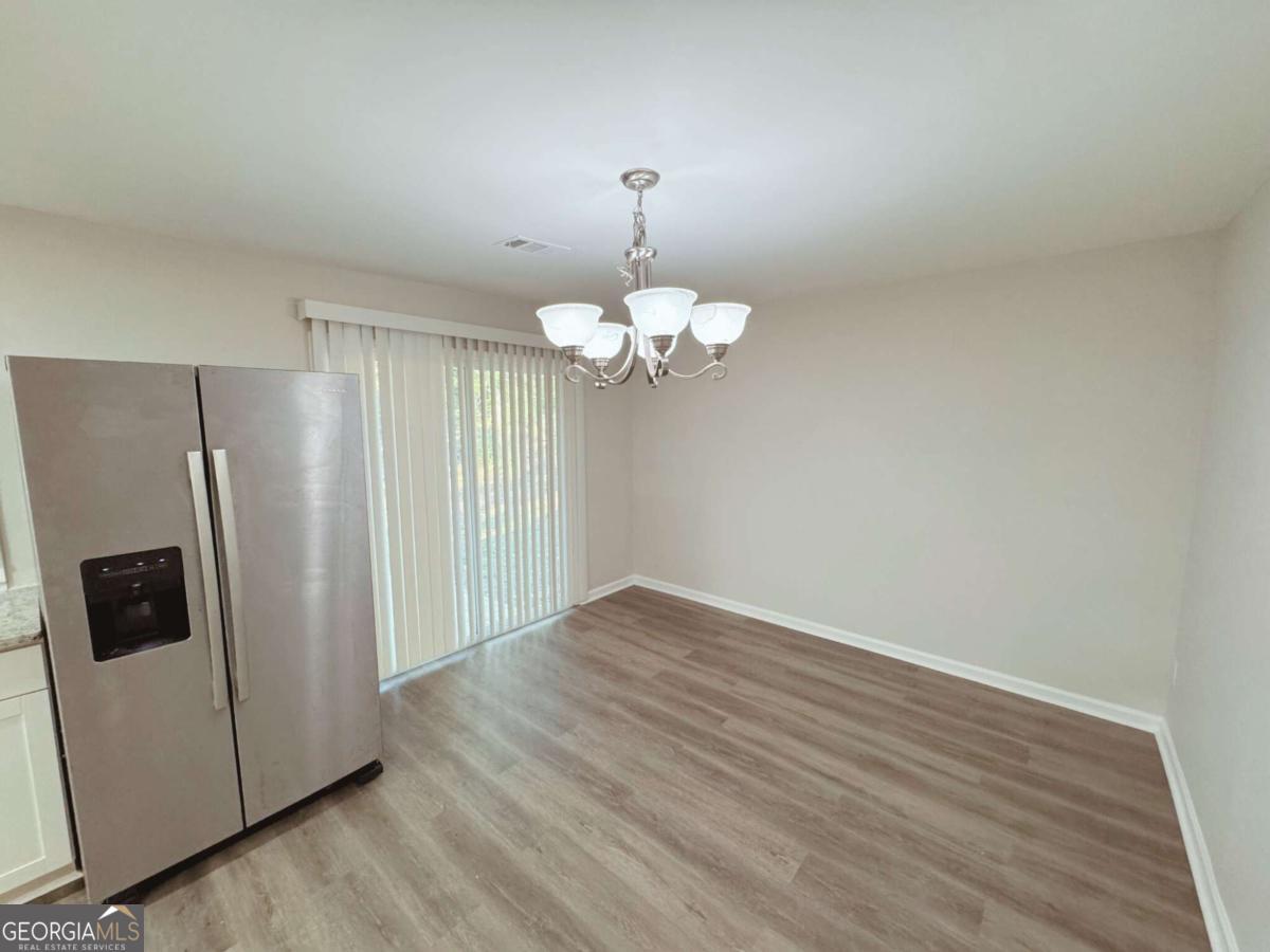 2933 Port Royal Lane