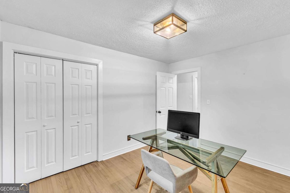 1059 Osborne Street SW